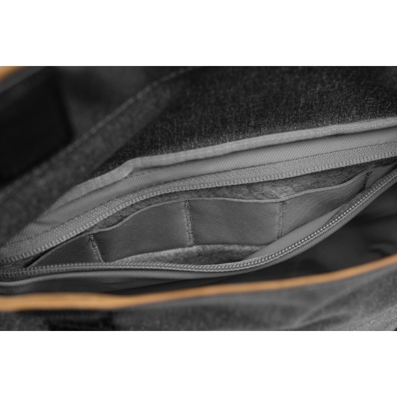 Peak Design Field Pouch Charcoal v2 - Grafitowy, z paskiem