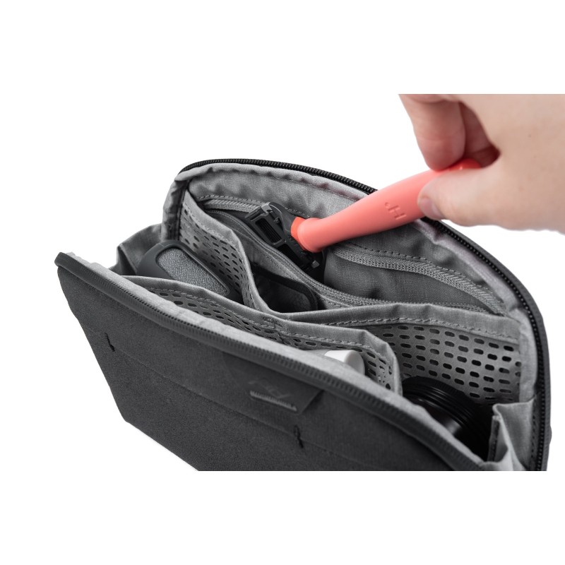 Kosmetyczka Travel Line Peak Design Wash Pouch Small Black - mała, czarna