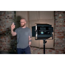 Lampa LED Newell RGB Vividha Max