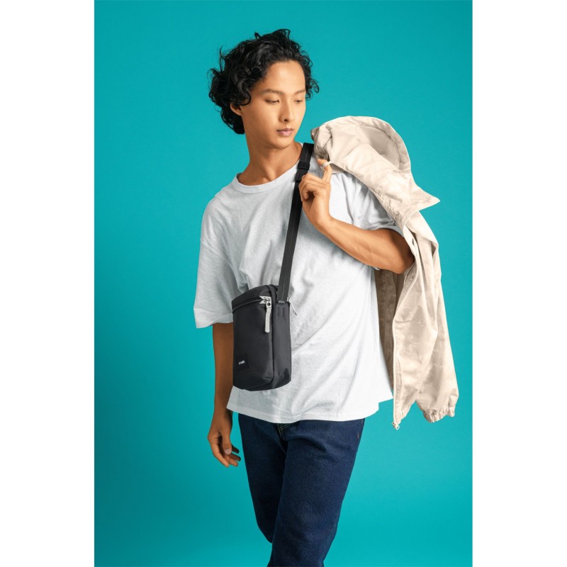 Pacsafe GO Festival Crossbody schwarz