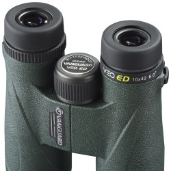 Vanguard VEO ED 1042 Binocular