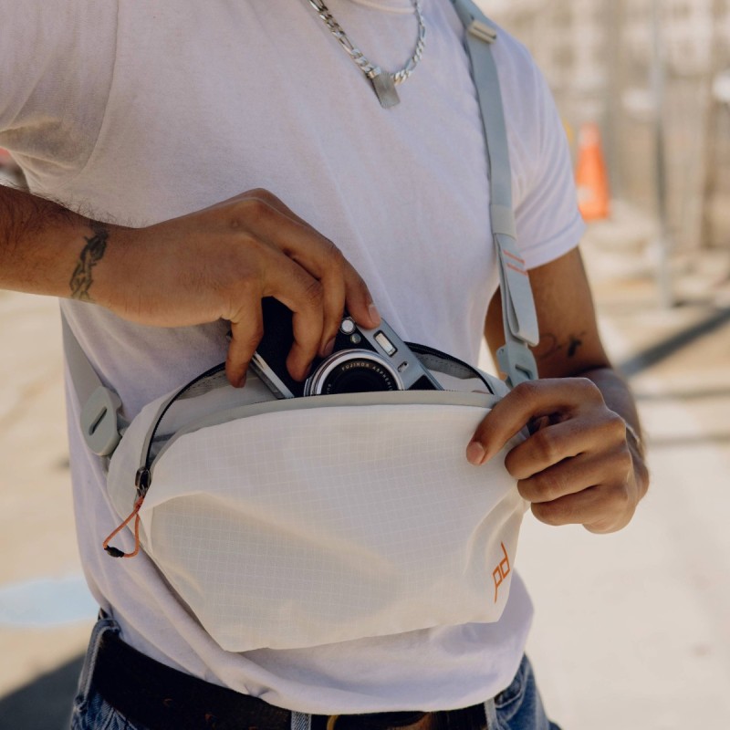 Torba Peak Design Outdoor Sling 2L Biała